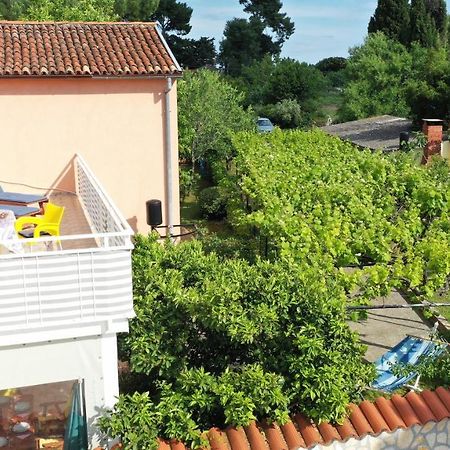 Holiday House Danica Banjole Exterior foto